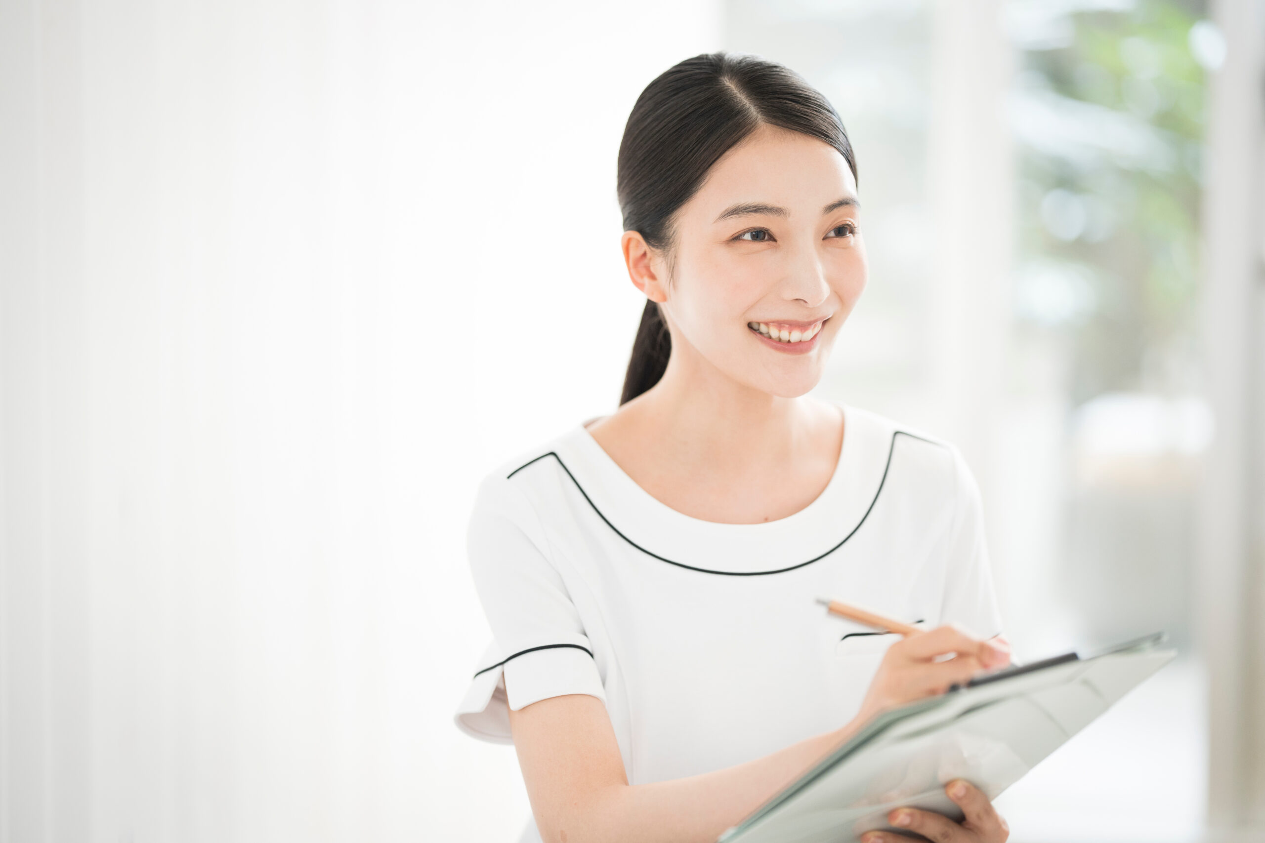 訪問脱毛の事前ヒアリングを行うイメージ